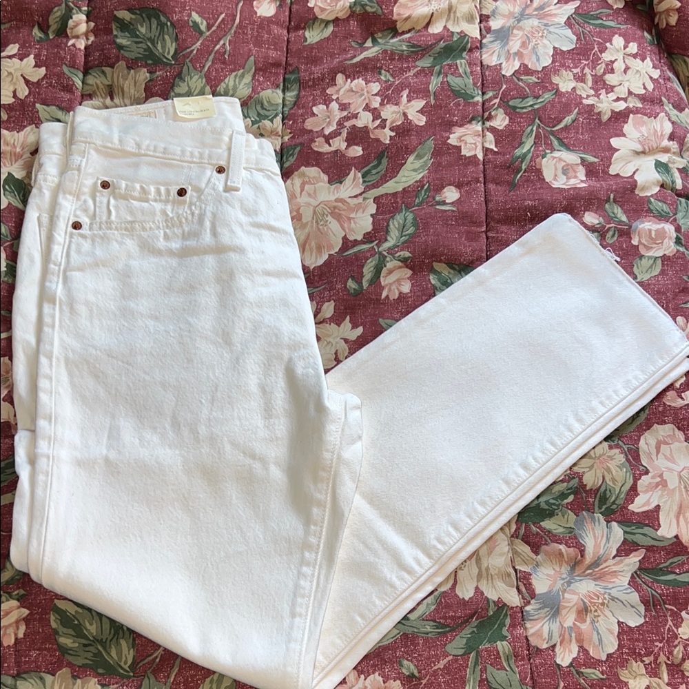 Levi's Women's Straight Leg Jeans in White